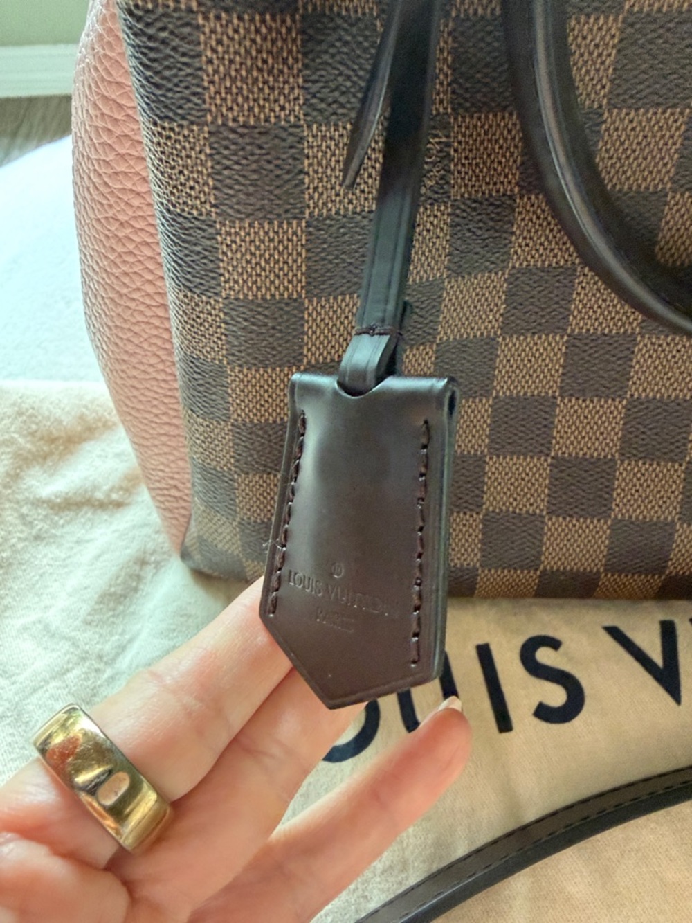 Louis Vuitton Brittany bag in Damier Ebène canvas - Picture 6 of 15